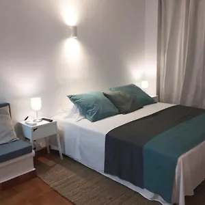 apartamentos-albertos.ibizaislandhotels.net/